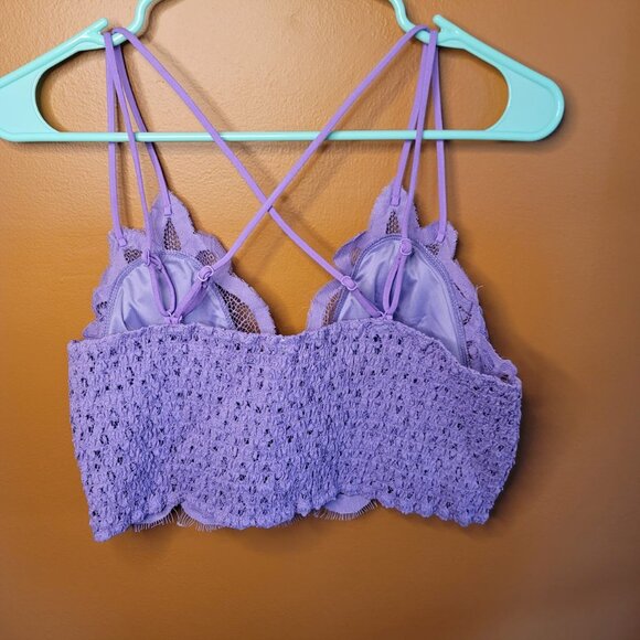 Zenana Lilac Crochet Lace Bralette with Bra Pads - Picture 3 of 5